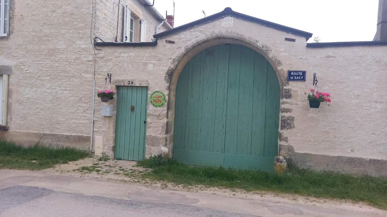 Le Clos Du Merry Joux-la-Ville Kültér fotó